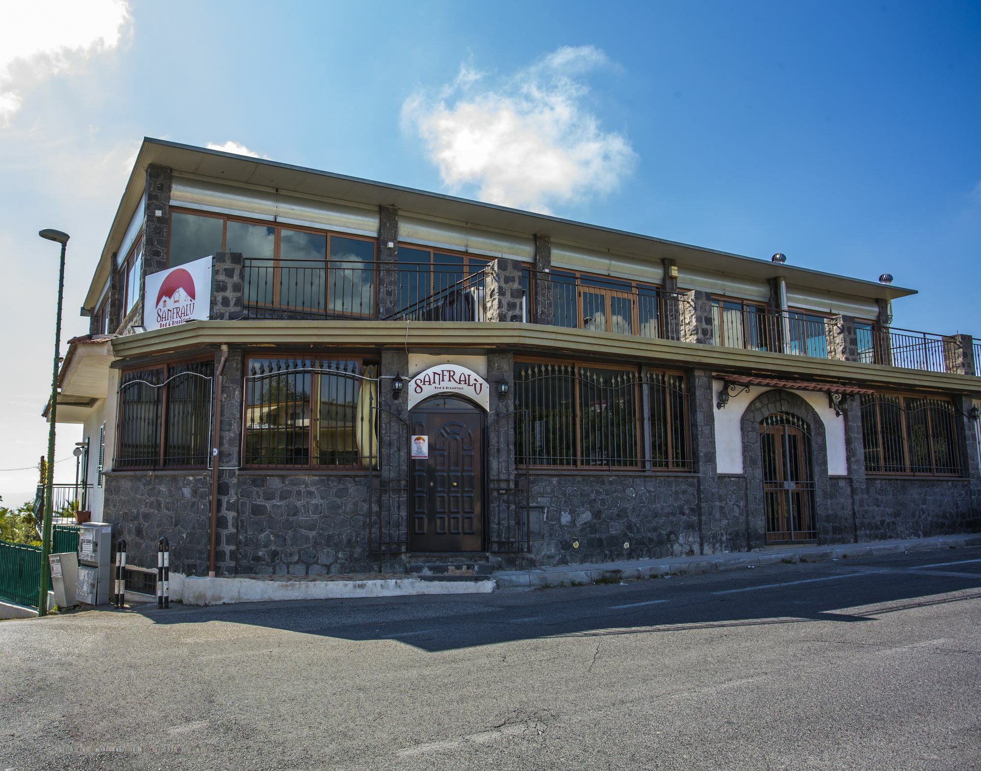 Sanfralu Hotel Ercolano Exterior photo